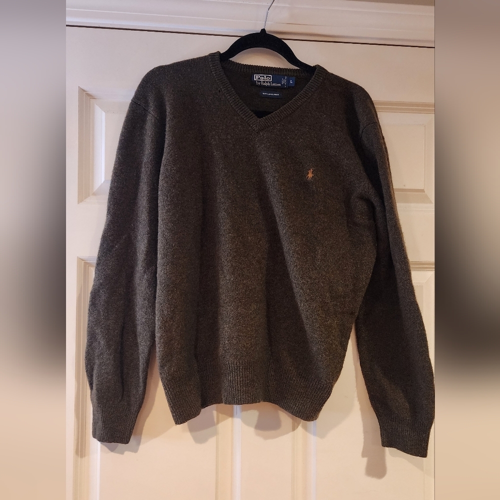 Polo Ralph Lauren 100% lambs wool olive green sweater